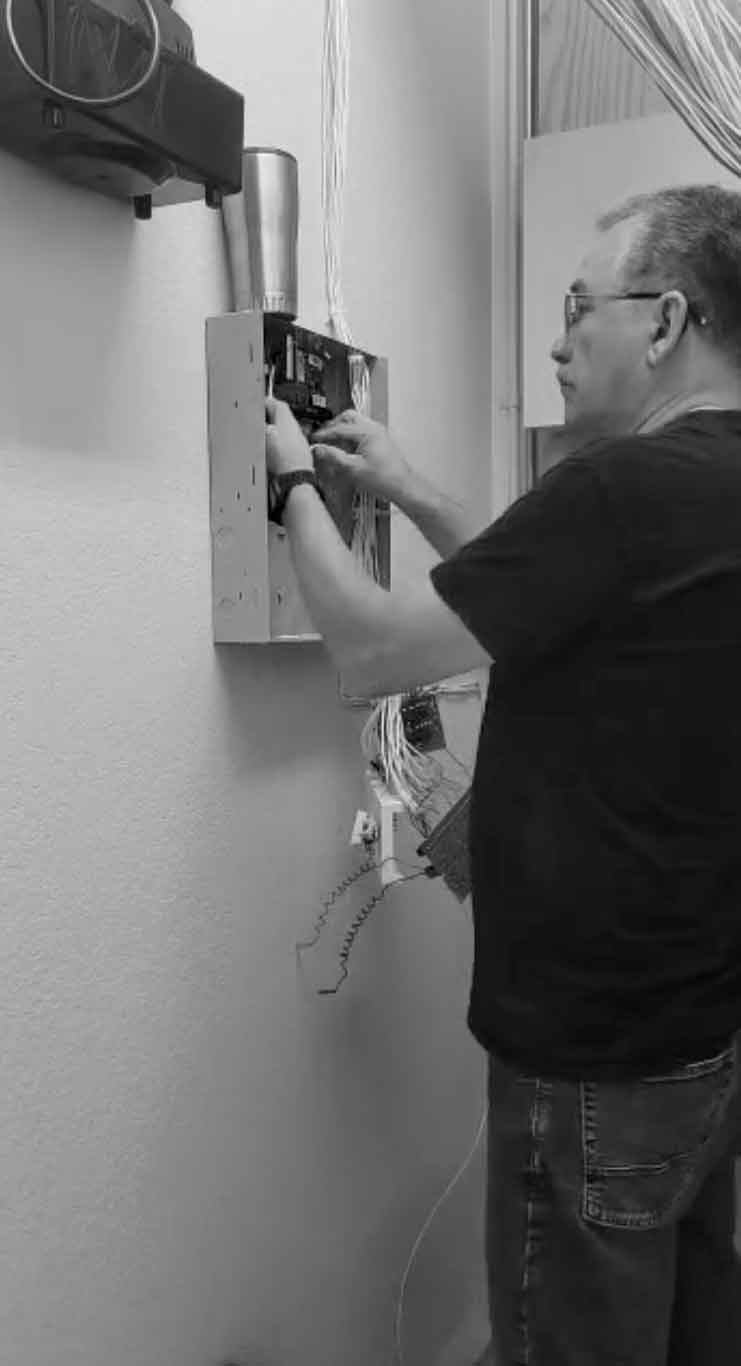About Coastal Security Systems, Professional Access Control Installation by Coastal Security Systems Tech, Access control installation, Coastal Security Systems, access control orange county, access control Irvine, access control Anaheim, access control costa mesa, access control brea, access control city of industry, access control Westminster, Access Control Installation in Orange County, CA